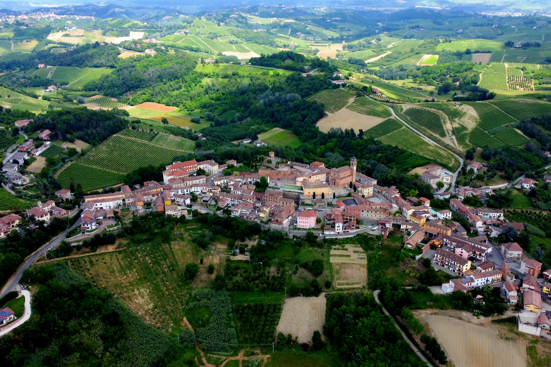 Castelnuovo Calcea